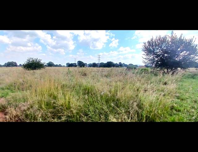 13,843M² VACANT LAND FOR SALE IN RIVERSDALE